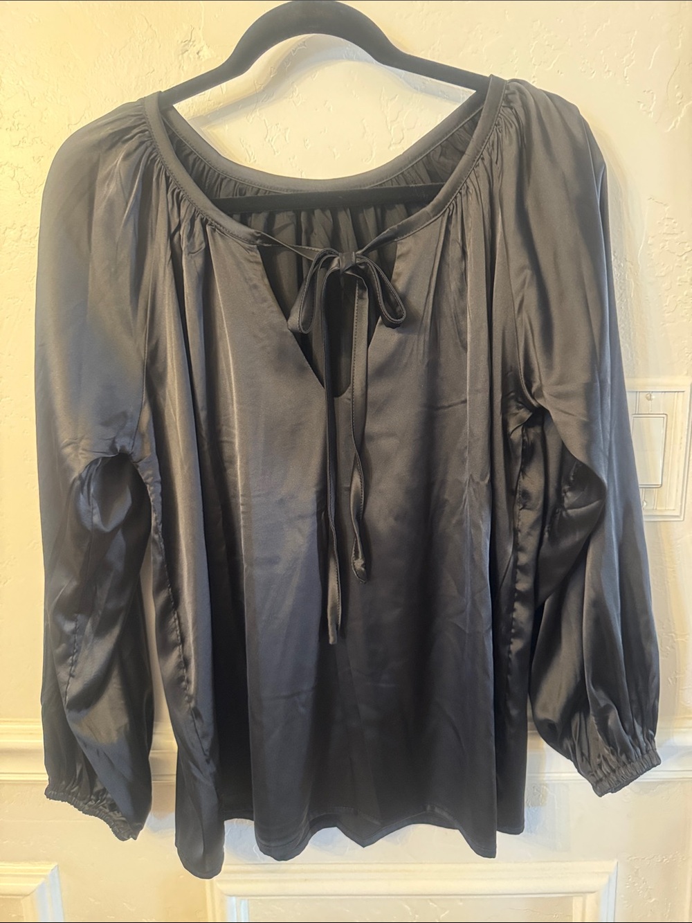 NWOT Women’s Black Satin Tie-Neck Blouse